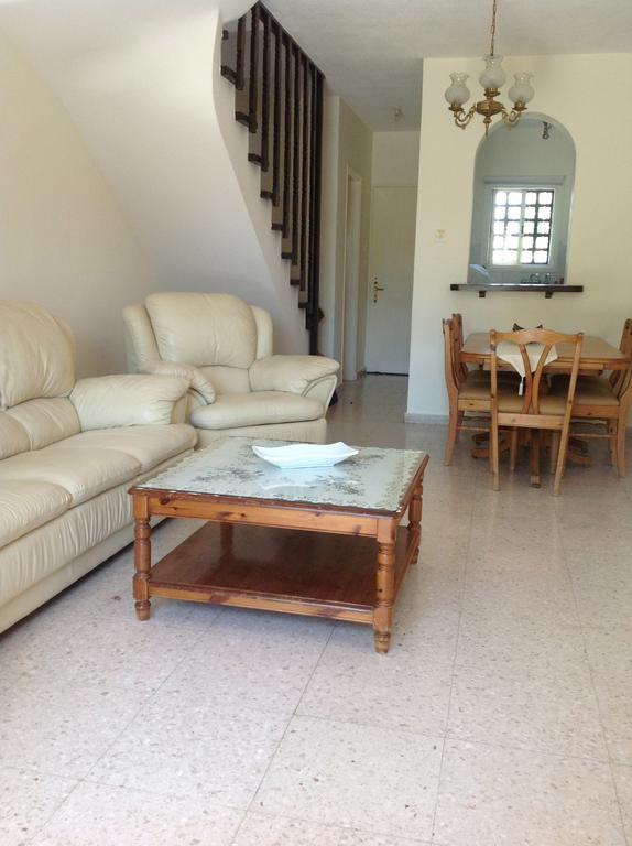 Paphos Townhouse Villa Eksteriør billede